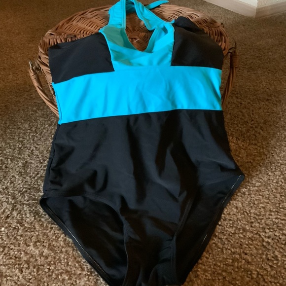 Modern Lux Other - LADIES SWIMSUIT! Worn once EUC